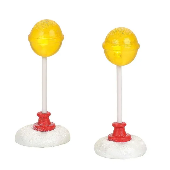 Lit Candy Corner Street Lights