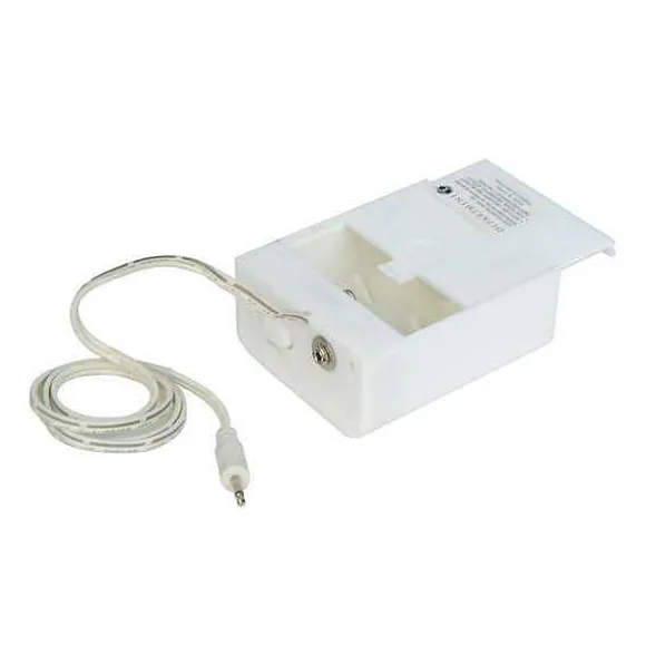 White Battery Box-Uses 2 C Batteries